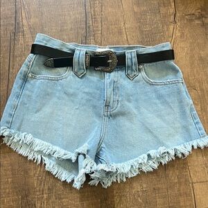 Full Tilt Light Blue Jean Shorts with Black Belt